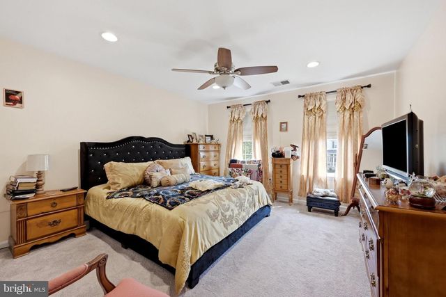 231 REBECCA DR, Winchester, VA 22602