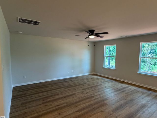 41 Campbell Street, Duncan, SC 29334