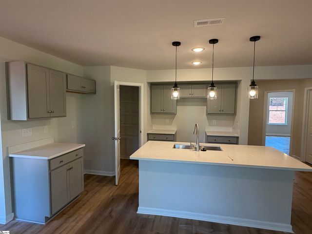 41 Campbell Street, Duncan, SC 29334