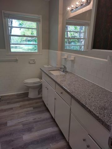 1220 Walnut Street, La Marque, TX 77568