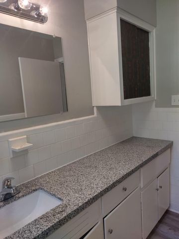 1220 Walnut Street, La Marque, TX 77568