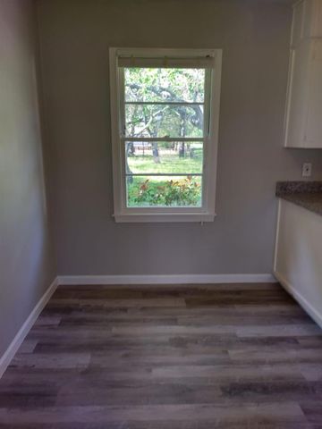 1220 Walnut Street, La Marque, TX 77568