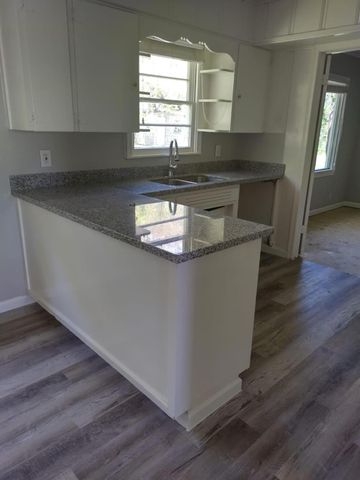 1220 Walnut Street, La Marque, TX 77568