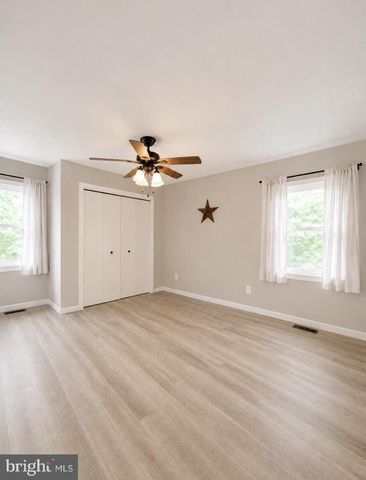 9520 CARLISLE RD, Dillsburg, PA 17019