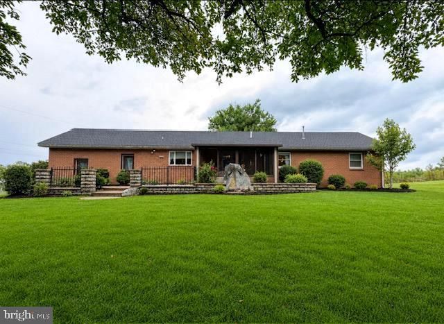 9520 CARLISLE RD, Dillsburg, PA 17019