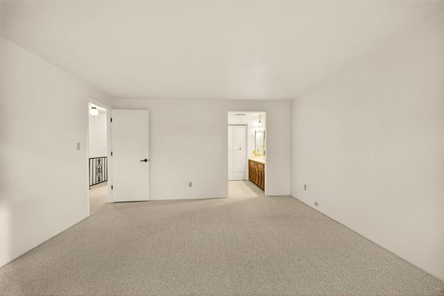 206 Mount Echo Drive, Medford, OR 97504