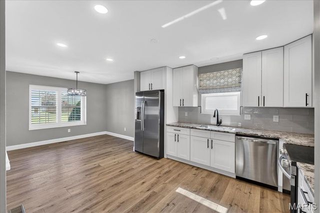 3027 Almond Tree Drive, St Peters, MO 63376