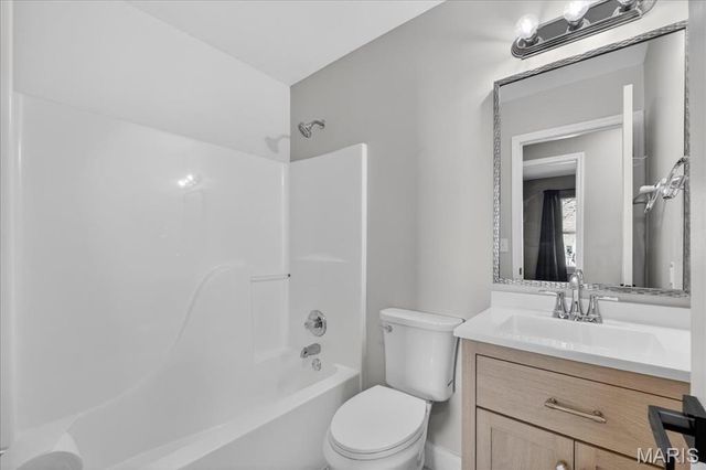 3027 Almond Tree Drive, St Peters, MO 63376