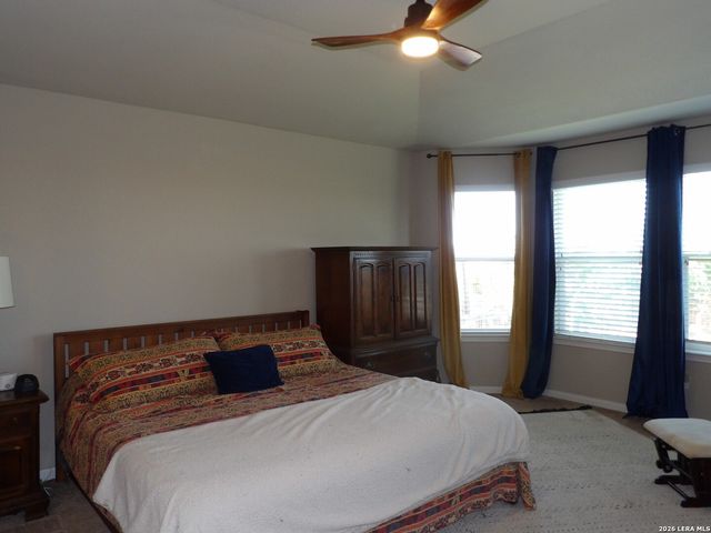 930 PUMPKIN RDG, New Braunfels, TX 78130