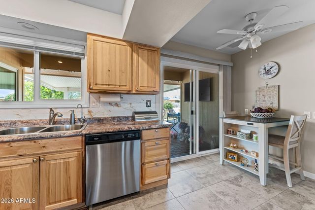 13530 W SPANISH GARDEN Drive, Sun City West, AZ 85375