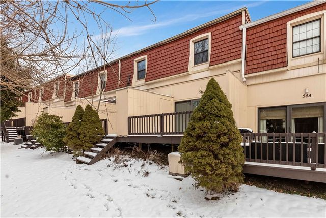 546 CARRIAGE CIR., Pennsbury, PA 15205