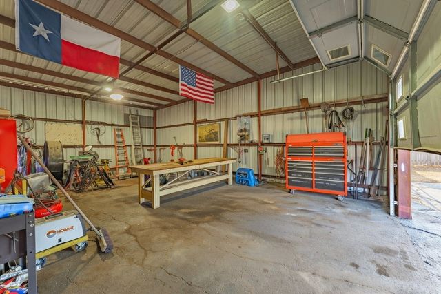 310 Centeridge Lane, Graham, TX 76450