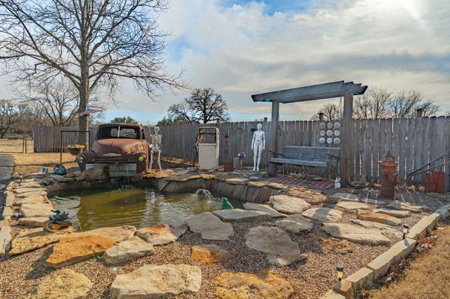 310 Centeridge Lane, Graham, TX 76450