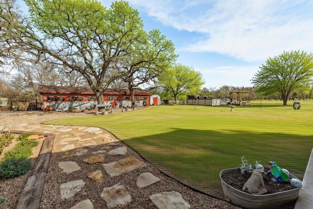 310 Centeridge Lane, Graham, TX 76450