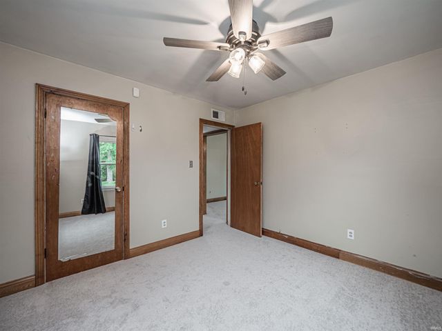2700 Vogel Road, Evansville, IN 47711