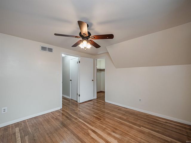 2700 Vogel Road, Evansville, IN 47711