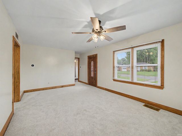 2700 Vogel Road, Evansville, IN 47711