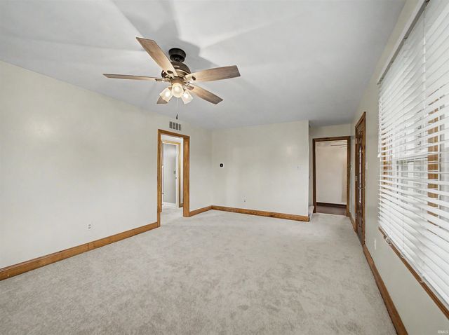 2700 Vogel Road, Evansville, IN 47711
