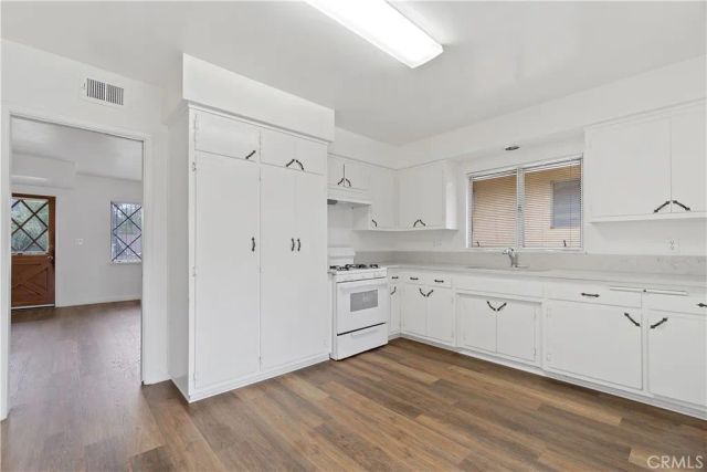 534 Roosevelt Road N, Redlands, CA 92374