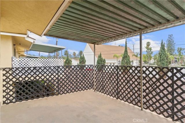 534 Roosevelt Road N, Redlands, CA 92374