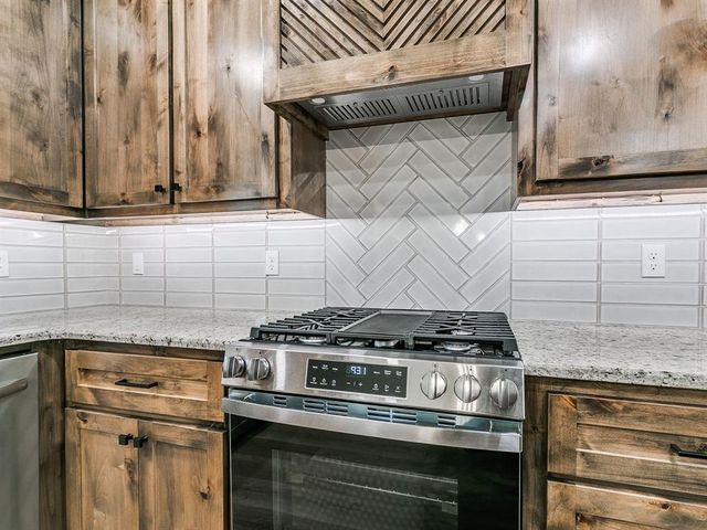 705 E Kennedy Street, Lexington, OK 73051