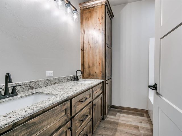 705 E Kennedy Street, Lexington, OK 73051