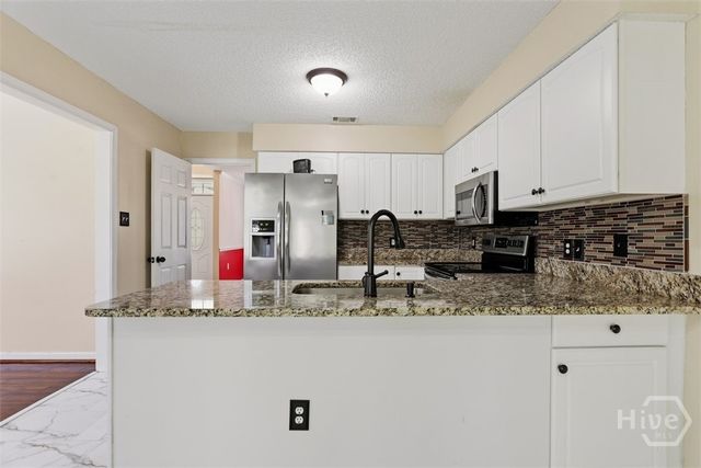 14 Sandy Pond Court, Savannah, GA 31419