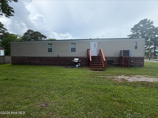 484 Harbinger Street, Belhaven, NC 27810