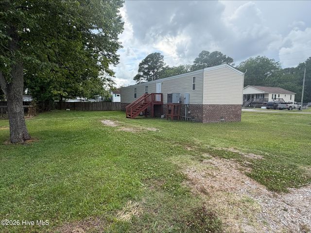 484 Harbinger Street, Belhaven, NC 27810