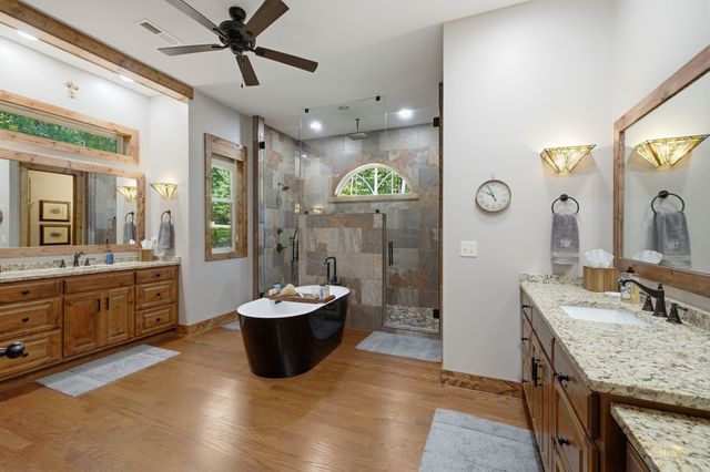 40 Trussell Creek Trl, Monteagle, TN 37356