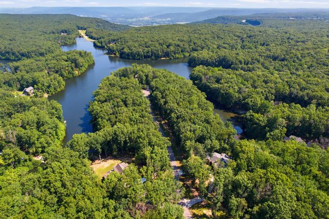 40 Trussell Creek Trl, Monteagle, TN 37356