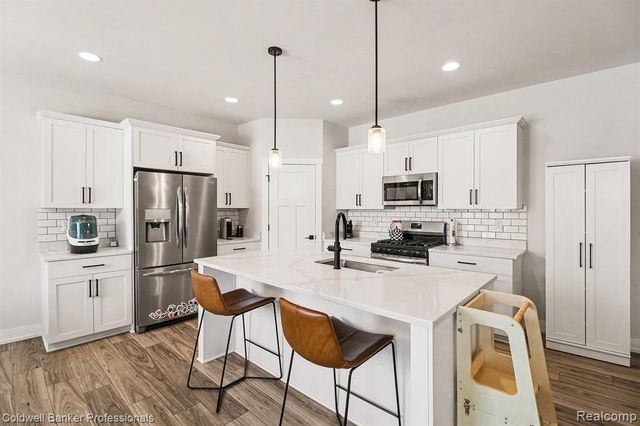 13244 Hannah Drive, Bruce, MI 48065