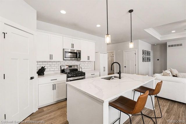 13244 Hannah Drive, Bruce, MI 48065