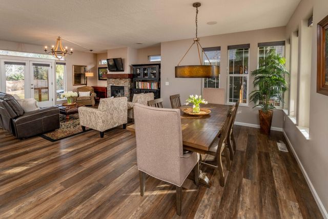 1008 NW 15th Street, Redmond, OR 97756