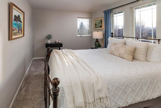 1008 NW 15th Street, Redmond, OR 97756