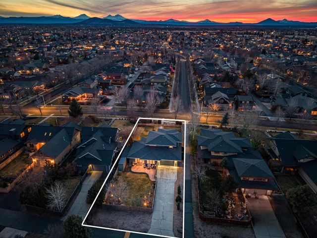 1008 NW 15th Street, Redmond, OR 97756