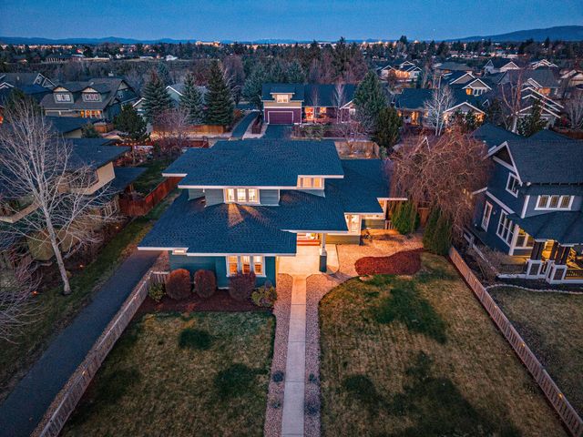 1008 NW 15th Street, Redmond, OR 97756