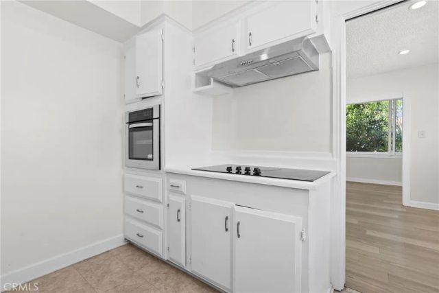 1525 N Hayworth Avenue 204, Los Angeles, CA 90046