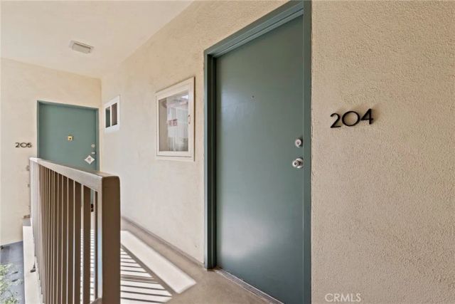 1525 N Hayworth Avenue 204, Los Angeles, CA 90046