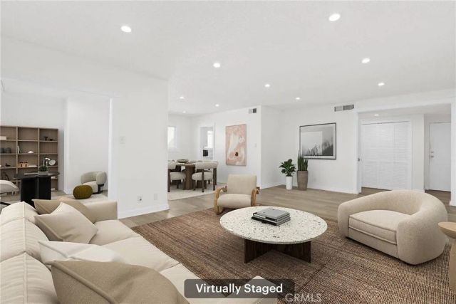 1525 N Hayworth Avenue 204, Los Angeles, CA 90046