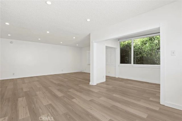 1525 N Hayworth Avenue 204, Los Angeles, CA 90046