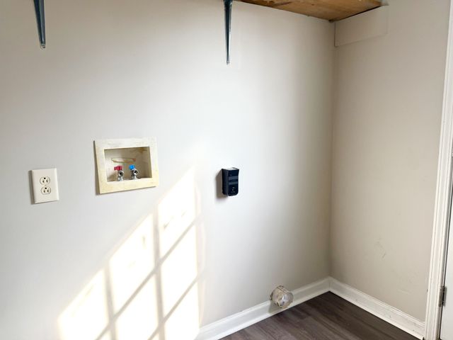 935 Lindsey Dr, Clarksville, TN 37042