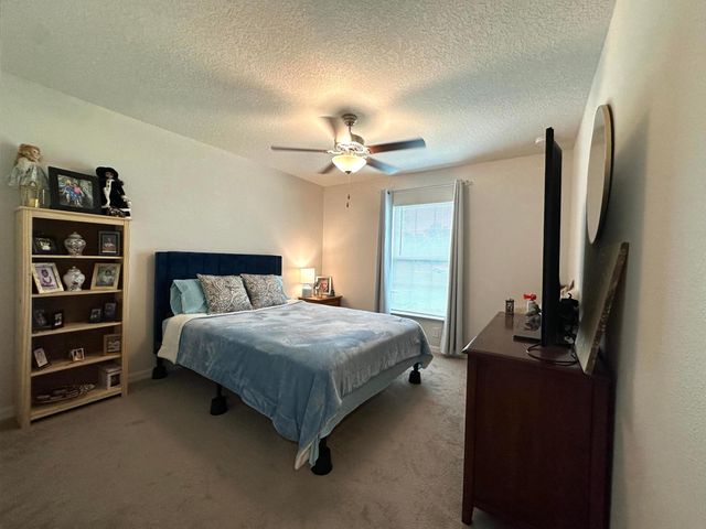 15329 SW 65th Ter Road, Ocala, FL 34473