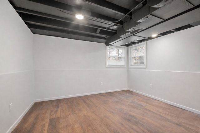 141 N Peck Avenue, La Grange, IL 60525