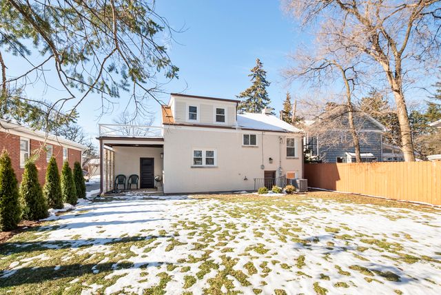 141 N Peck Avenue, La Grange, IL 60525