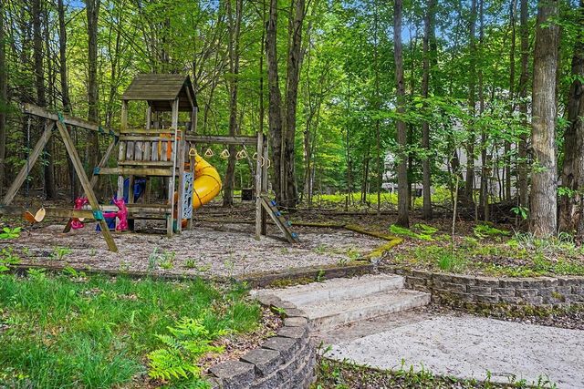 6400 Boulder Drive, Muskegon, MI 49444