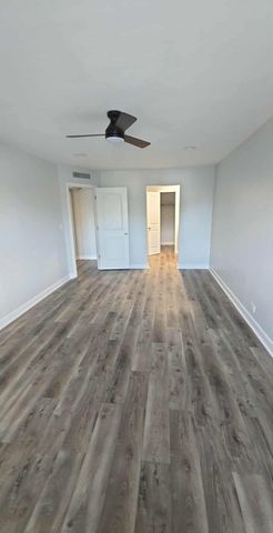 5001 CarriageWay Drive 308, Rolling Meadows, IL 60008