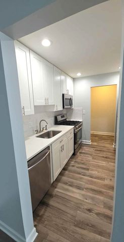 5001 CarriageWay Drive 308, Rolling Meadows, IL 60008