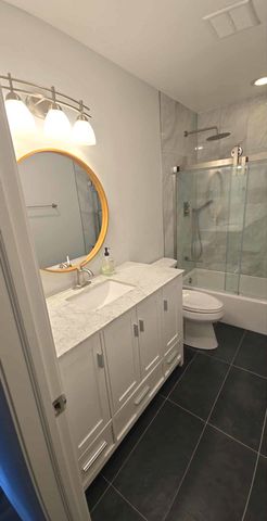 5001 CarriageWay Drive 308, Rolling Meadows, IL 60008