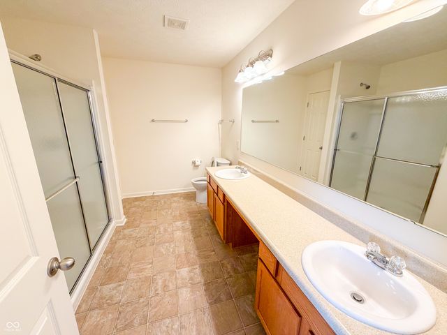 3366 Firethorn Drive, Whitestown, IN 46075